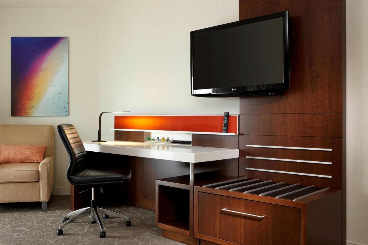 Delta Hotels By Marriott Montréal Esterno foto